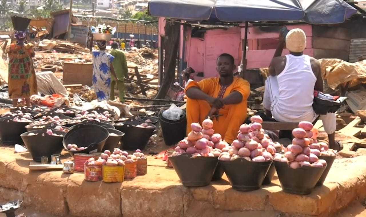 Evicted Kwadaso onion traders shun new market